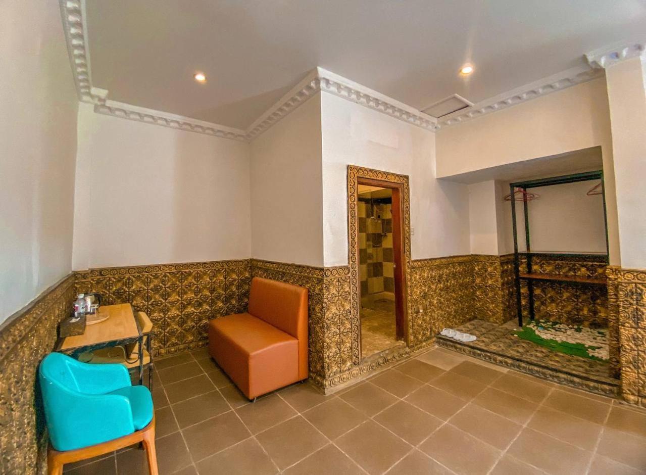 Le Casablanca Hotel Phnom-Penh Buitenkant foto