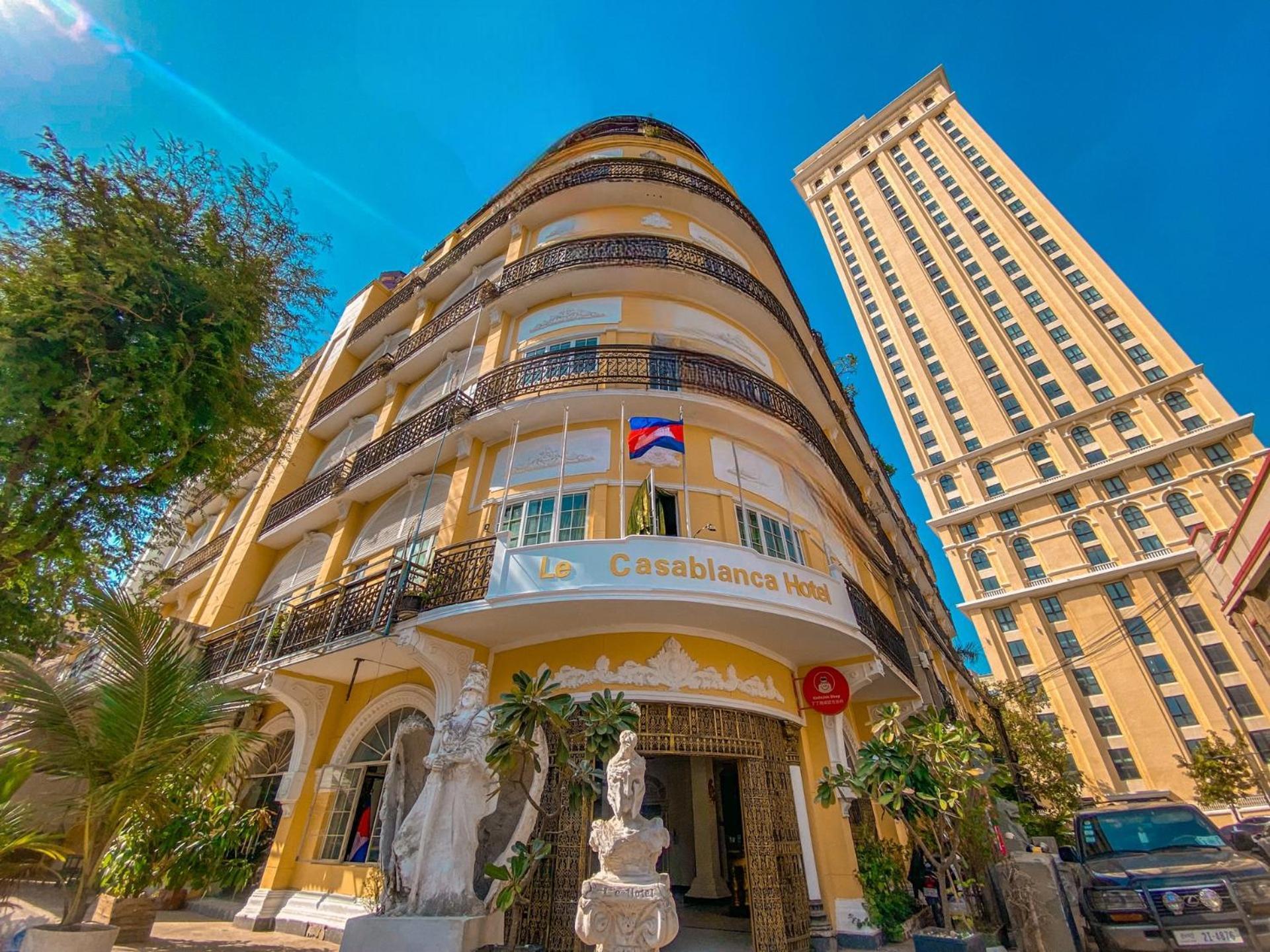 Le Casablanca Hotel Phnom-Penh Buitenkant foto